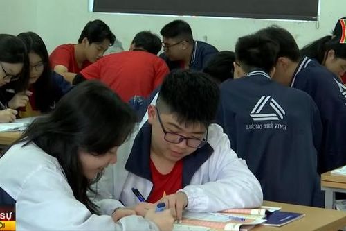 Thi môn thứ 4 để chống 'học lệch' liệu có hợp lý?