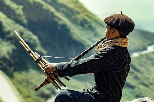 Độc đáo nghệ thuật Khèn của người Mông