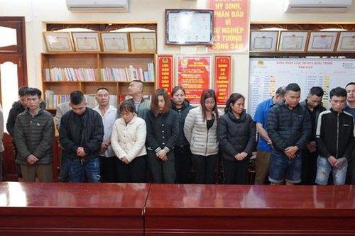 Triệt phá sới bạc xóc đĩa, tạm giữ hình sự 16 đối tượng