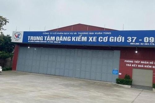 Công an khám xét Trung tâm Đăng kiểm xe cơ giới 37-09D