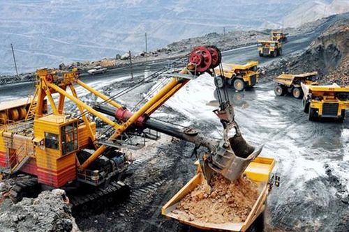 Tập đoàn Than - Khoáng sản Việt Nam: Nợ xấu trăm tỷ, đầu tư tiềm ẩn rủi ro