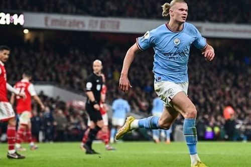 Man City đánh bại Arsenal ở trận đấu bù vòng 12 Premier League