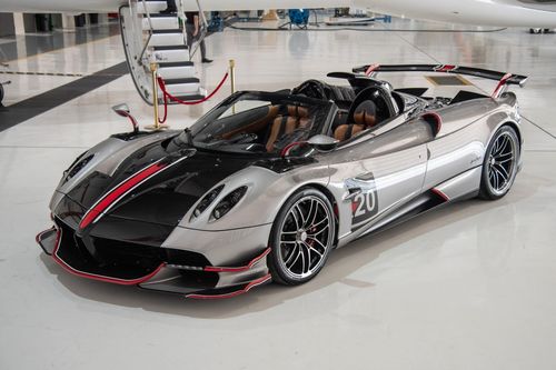 Cận cảnh siêu xe giới hạn Pagani Huayra Roadster BC giá 10,5 triệu USD