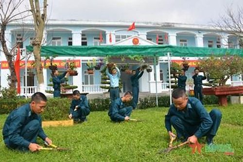 Quan tâm, gần gũi chiến sĩ mới