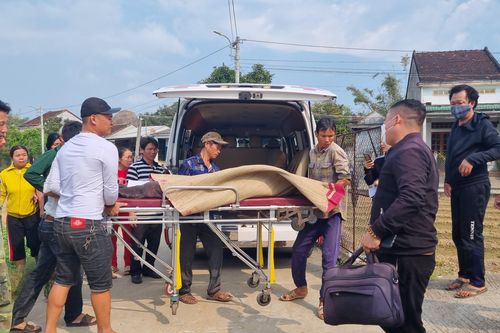 Tang thương phủ kín quê nghèo trong vụ TNGT thảm khốc tại Quảng Nam