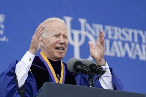 FBI khám xét trường cũ của Tổng thống Biden để tìm tài liệu mật