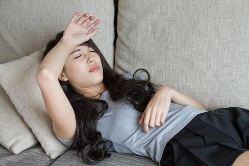 Thiếu máu lên não cơ thể phản ứng thế nào, nguy hiểm không?