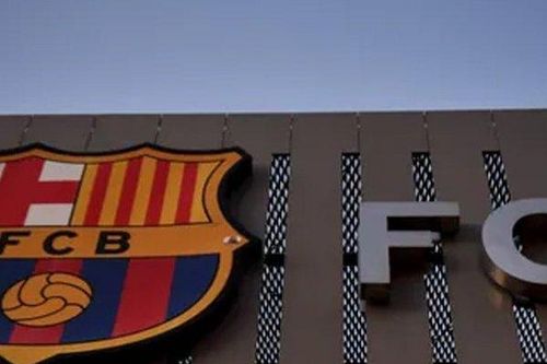 Barca nói gì trước cáo buộc hối lộ trọng tài?