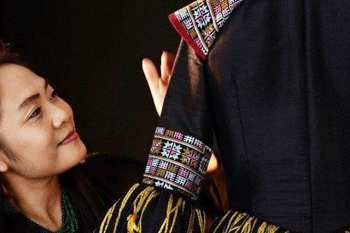 Nghệ nhân Ưu tú Lan Hương: Hành trình 20 năm 'dành cả trái tim' cho áo dài Việt Nam