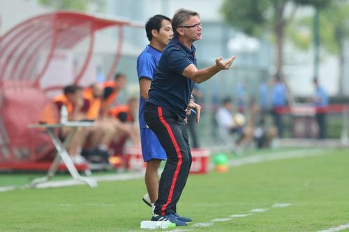 Hé lộ dàn trợ lý của HLV Troussier ở ĐT Việt Nam