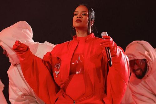 Có thể bạn chưa biết: Rihanna không nhận được 1 cắc khi diễn tại Super Bowl 2023