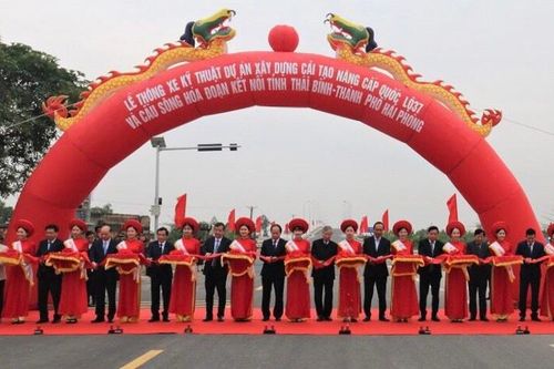 Thông xe quốc lộ 37 và cầu sông Hóa nối Thái Bình với Hải Phòng