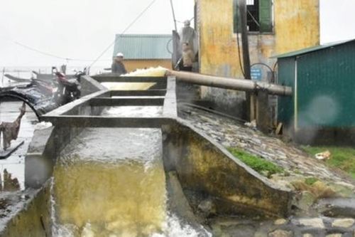 Yêu cầu thủy điện Hương Điền ngừng phát điện để cứu hàng nghìn hécta lúa ngập úng