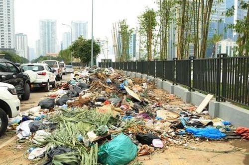 Ngõ mới mở thành đường, rác ngập chắn lối