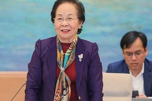 Hướng về dân, lắng nghe dân để được lòng dân