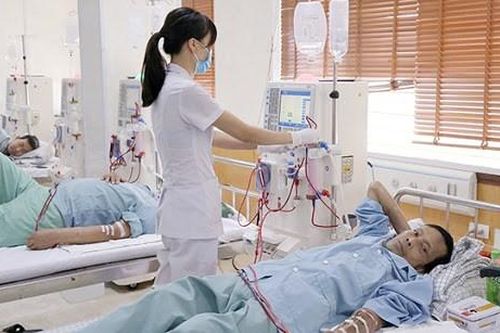 Bản tin y tế ngày 17/2: Số bệnh nhân nặng đang điều trị tăng lên