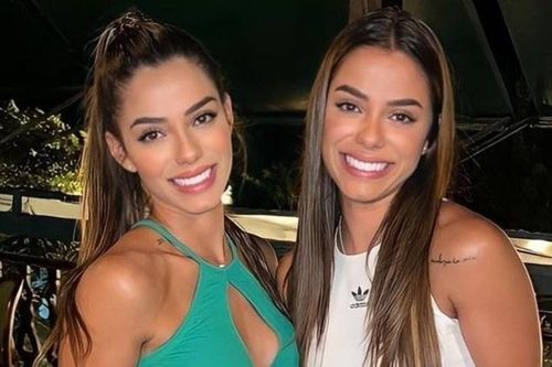 Neymar bị tố tán tỉnh cặp song sinh hot girl bóng chuyền