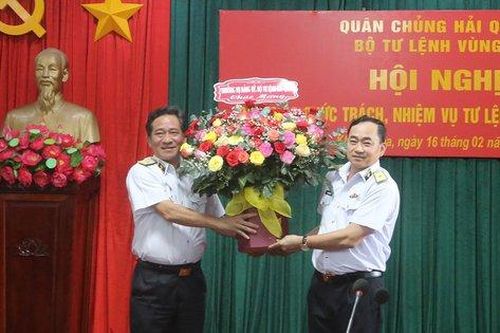Bàn giao chức vụ Tư lệnh Vùng 4 Hải quân