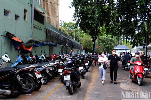 Thực trạng lấn chiếm lòng đường, vỉa hè tại Thành phố Hồ Chí Minh