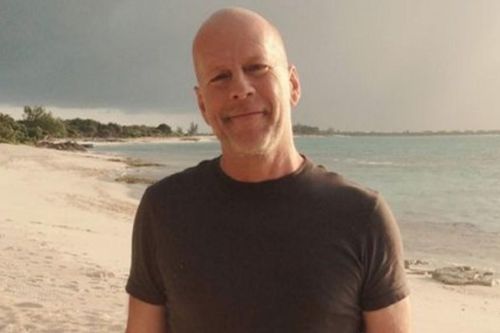 Siêu sao Bruce Willis mắc bệnh mất trí nhớ