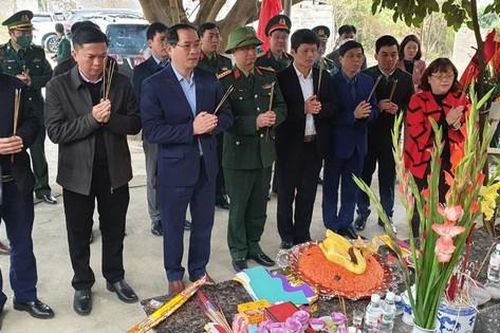 Tu bổ di tích pháo đài Đồng Đăng