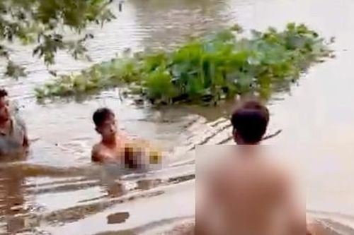 Hai mẹ con tử vong dưới kênh nước ở TPHCM
