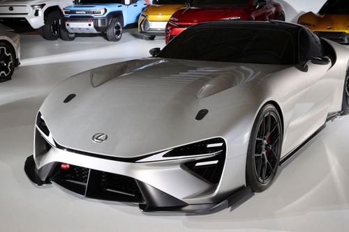 Kế hoạch tấn công thị trường xe điện của Toyota thời tân CEO: 'Lexus sẽ dẫn đầu quá trình chuyển đổi'