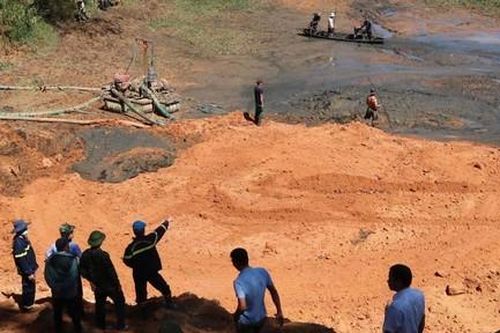 Điều tra vụ hồ chất thải công ty tinh bột sắn vỡ làm 1 công nhân tử vong