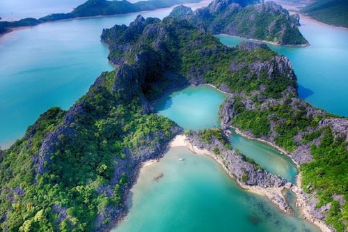 Kinh nghiệm du lịch Hạ Long: 8 điểm đến không thể bỏ qua