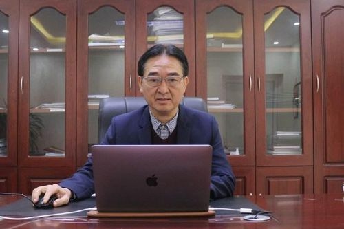 Giám đốc Sở Xây dựng Quảng Bình được nghỉ hưu trước thời hạn vì 'lý do sức khỏe'