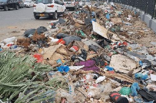 Tràn lan rác thải, kim tiêm trên con đường mới mở ở Cầu Giấy