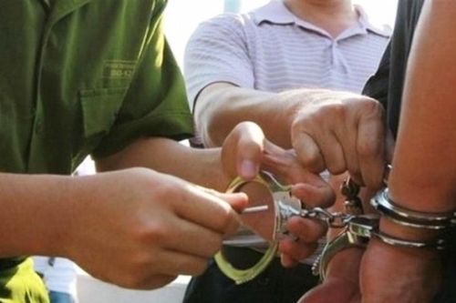 Bắt tạm giam hàng loạt cán bộ tham ô tài sản ở An Giang