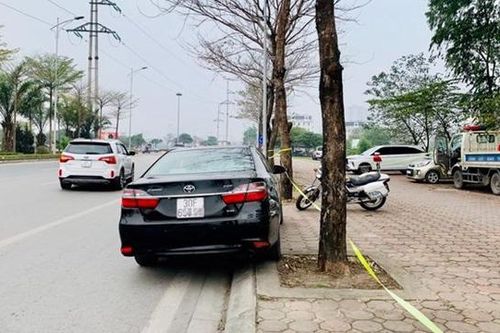 Tài xế vi phạm nồng độ cồn, còn dùng giấy phép lái xe giả