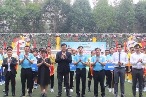 Sôi nổi khởi tranh Giải bóng đá Thanh niên Sinh viên Việt Nam