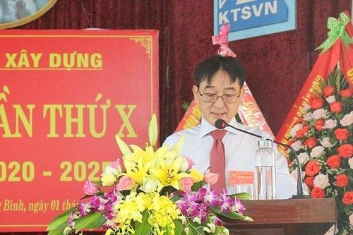 Chấp thuận cho Giám đốc Sở Xây dựng tỉnh Quảng Bình nghỉ hưu trước tuổi