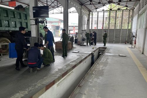 Lào Cai: Tạm giữ 2 đối tượng đưa, nhận hối lộ tại trung tâm đăng kiểm