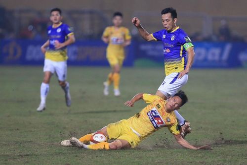 V.League trong mắt các HLV ngoại: Xấu từ mặt sân đến trọng tài, đủ vấn đề để ca thán