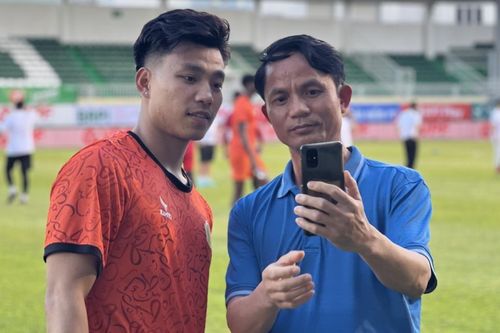 Ngày trở về phố Núi của Vũ Văn Thanh