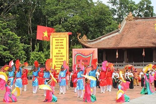Ngày xuân nghe chuyện múa trò Xuân Phả