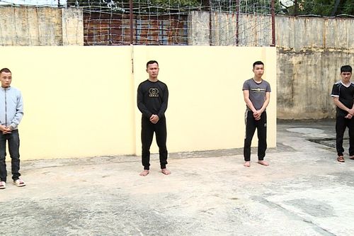 Bắt nhóm đối tượng chuyên trộm cắp dây cáp điện