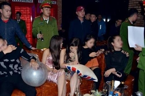 Nhức nhối vi phạm 'bóng cười': Không thể mãi 'bắt cóc bỏ đĩa' (kỳ cuối)