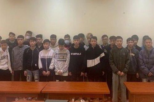 40 thanh niên mang hung khí hỗn chiến náo loạn vùng quê