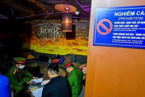 Cần chế tài đủ mạnh ngăn chặn việc kinh doanh, mua bán 'bóng cười' trái phép