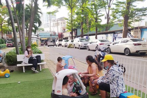 Hài hòa nét đẹp ứng xử nơi công cộng