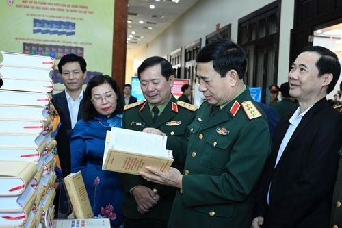 Lan tỏa mạnh mẽ trong quân đội, cuốn sách của Tổng Bí thư về đấu tranh phòng, chống tham nhũng