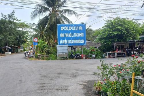 Ghen tuông dùng búa đánh người, gây thương tích