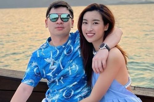 Chồng Đỗ Mỹ Linh không mở cửa xe cho vợ: Đừng phán xét qua một cái nhìn