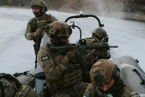 Từng khẳng định sẽ bám trụ ở Bakhmut, Tổng thống Ukraine Zelensky bất ngờ thay đổi quan điểm