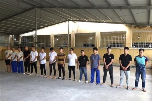 Tạm giữ hình sự 14 đối tượng gây rối trật tự công cộng, chống người thi hành công vụ