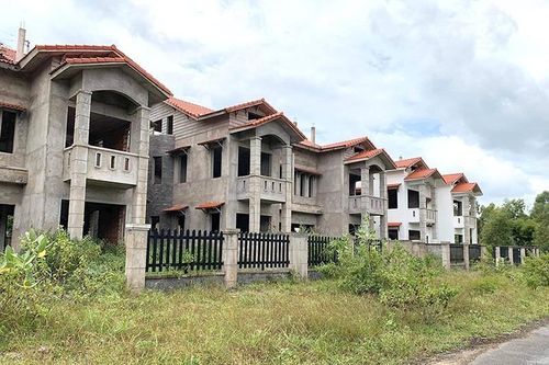 Thị trường bất động sản: Không lối thoát chăng?